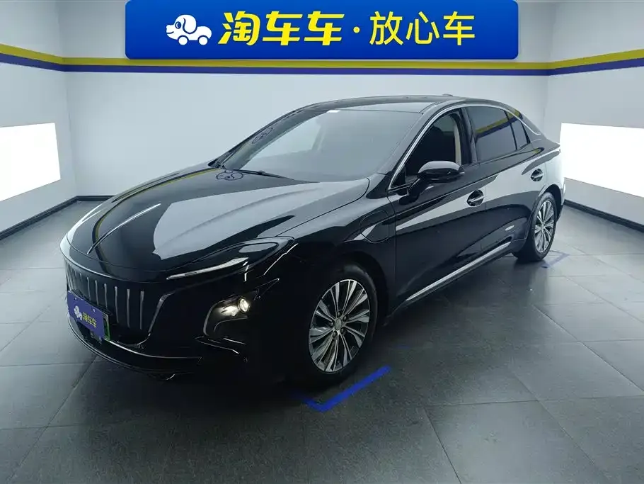 Hongqi E-QM5 — фото 1