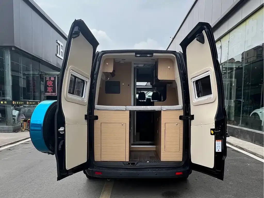 Ford Transit 2022 из CN, фото 6