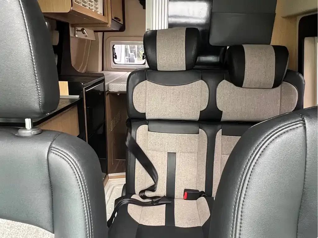 Ford Transit 2022 из CN, фото 9