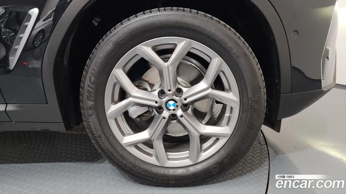 BMW X4 2024 из KR, фото 5