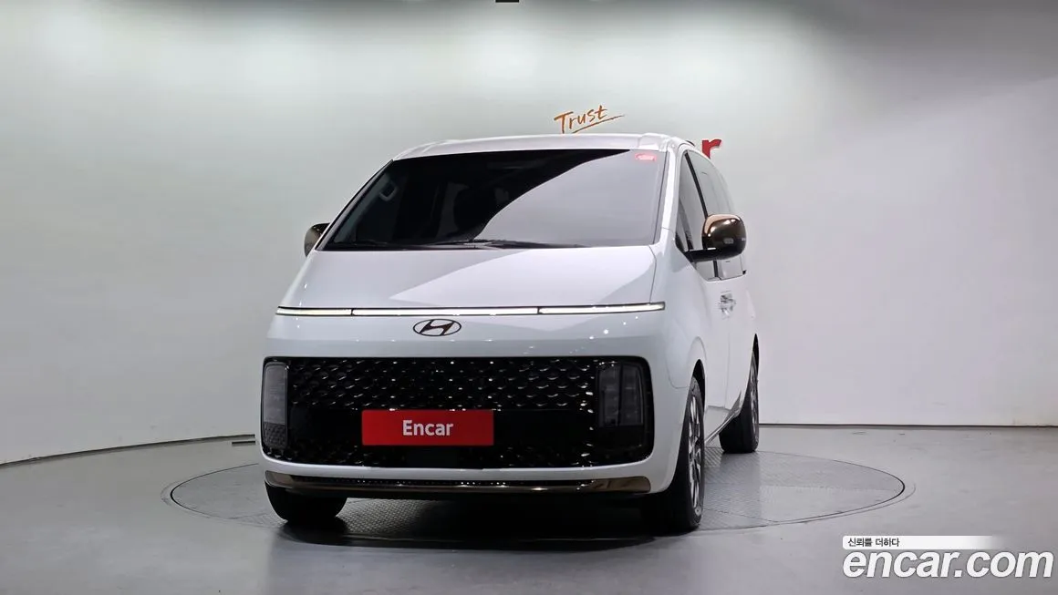 Hyundai Staria — фото 3