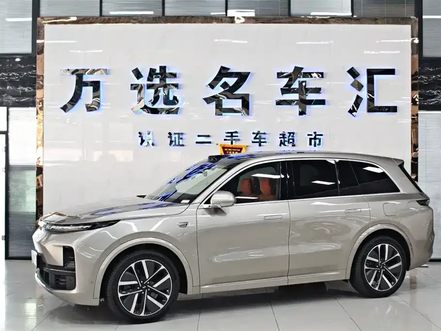 Li Auto L8 2024 из CN, фото 2