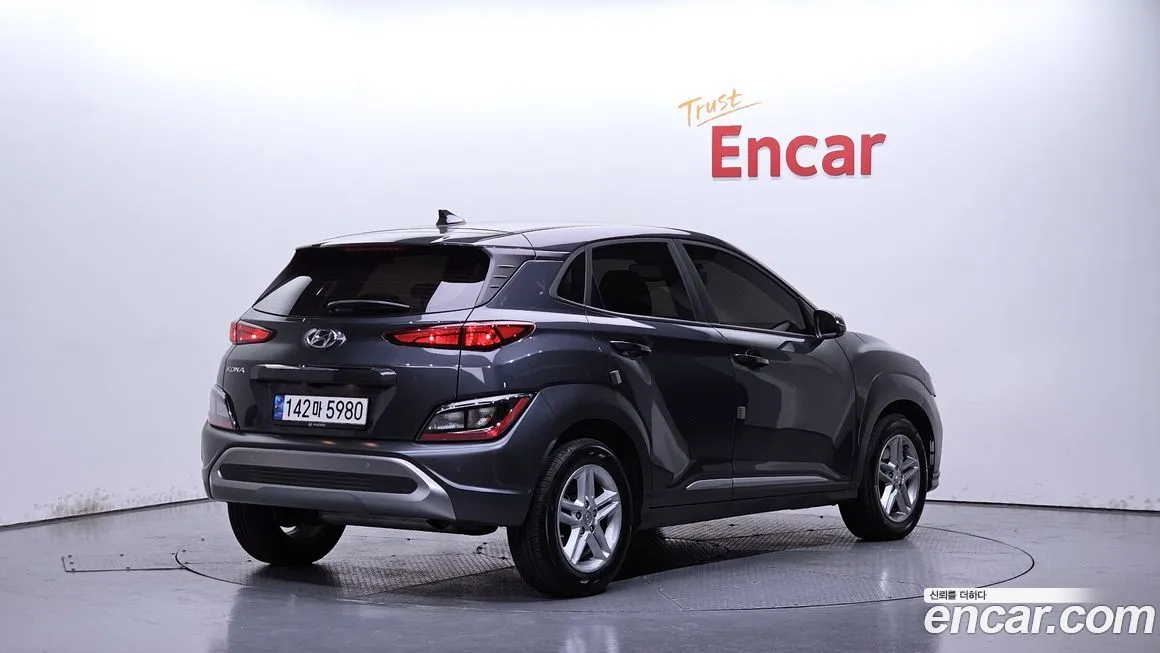 Hyundai Kona — фото 2