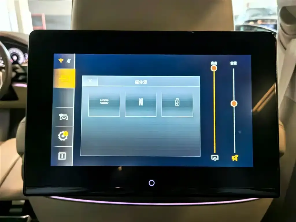 Audi A8 2024 из CN, фото 10