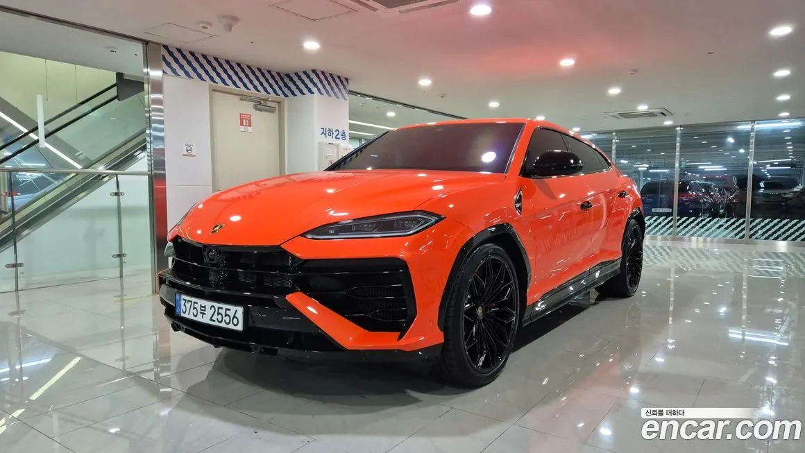 Lamborghini Urus 2025 из KR, фото 1