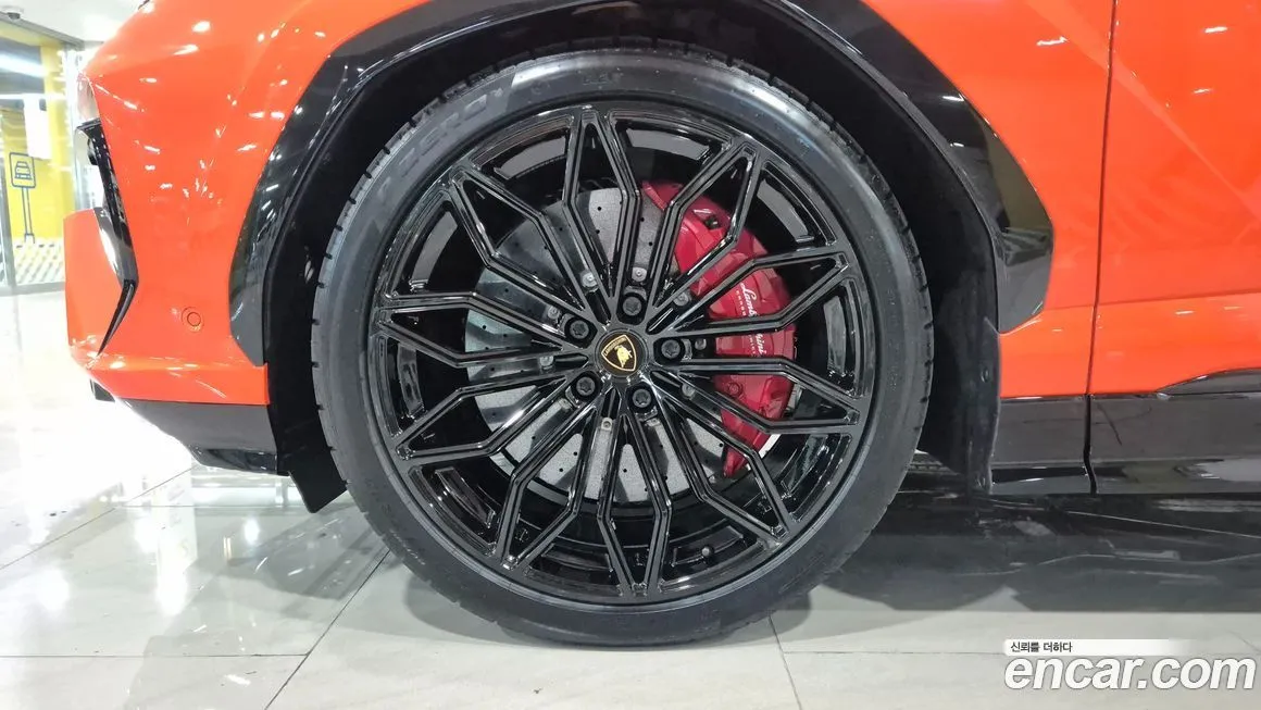 Lamborghini Urus 2025 из KR, фото 5