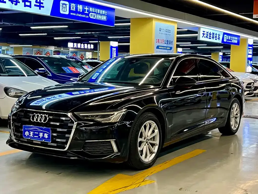 Audi A6L — фото 1