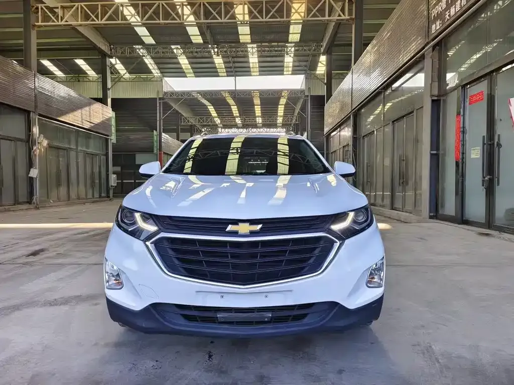 Chevrolet Equinox 2021 из CN, фото 2