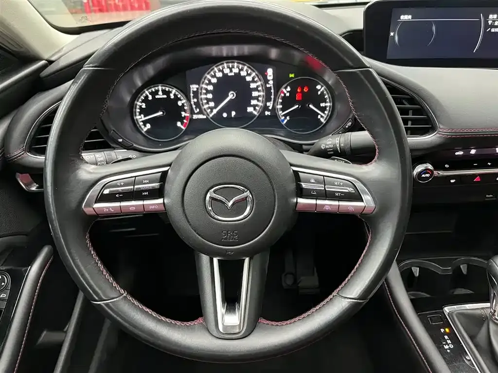 Mazda 3 Axela 2022 из CN, фото 3