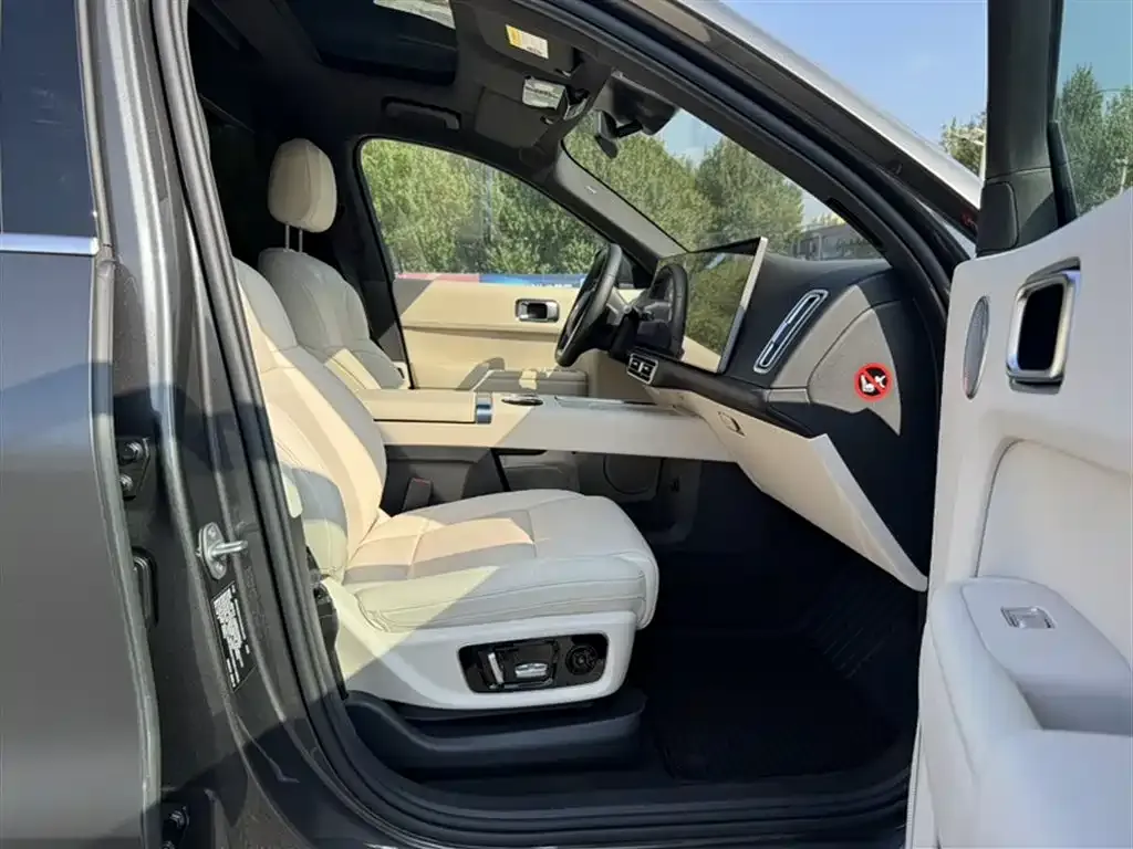 Li Auto L8 2022 из CN, фото 6