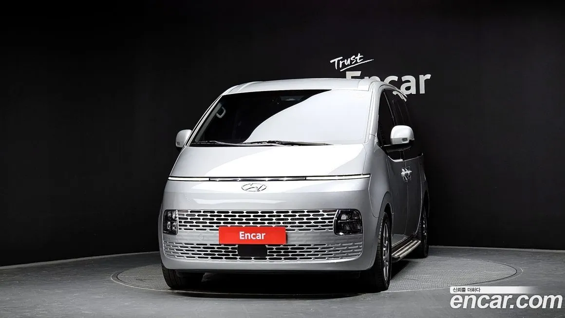 Hyundai Staria — фото 3