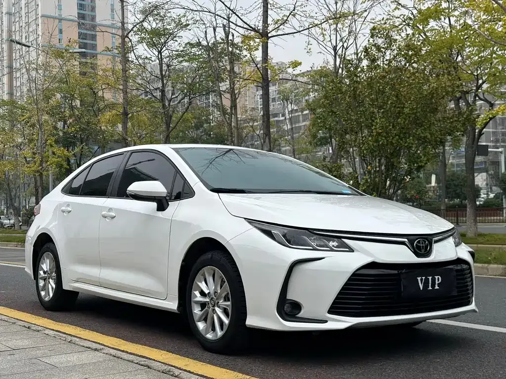 Toyota Corolla 2022 из CN, фото 2
