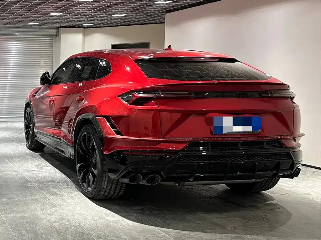 Lamborghini Urus 2023 из CN, фото 3