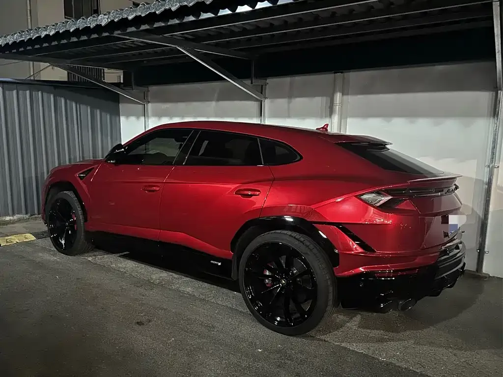 Lamborghini Urus 2023 из CN, фото 5