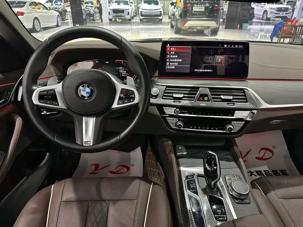 BMW 5 Series — фото 10