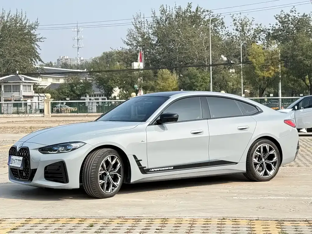 BMW 4 Series 2023 из CN, фото 1