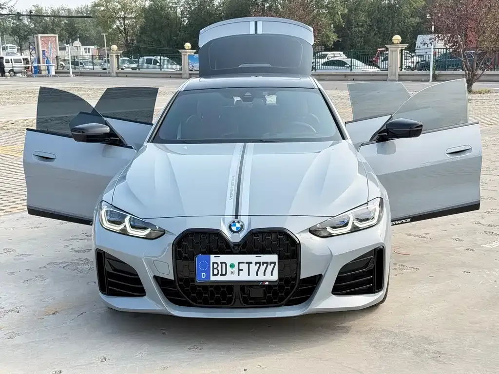BMW 4 Series 2023 из CN, фото 6