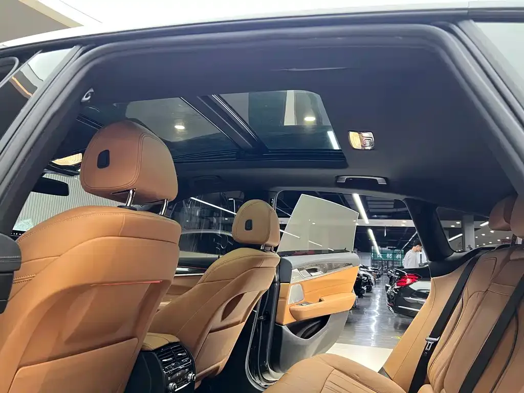 BMW 6 Series GT — фото 9