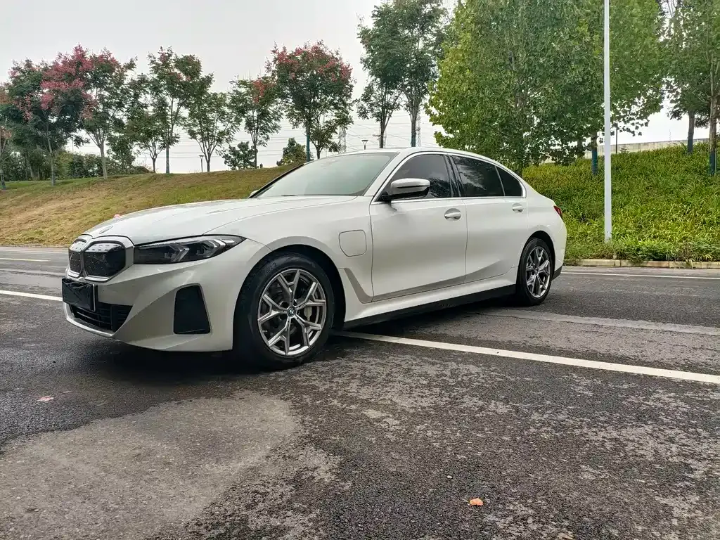 BMW i3 2024 из CN, фото 1