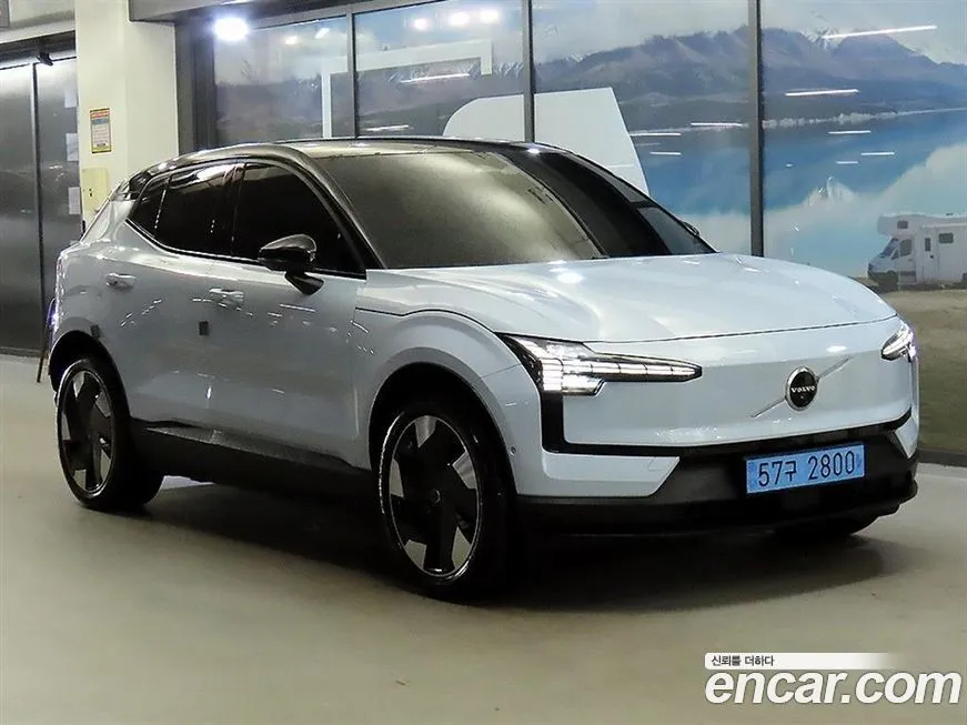 Volvo EX30 2025 из KR, фото 1