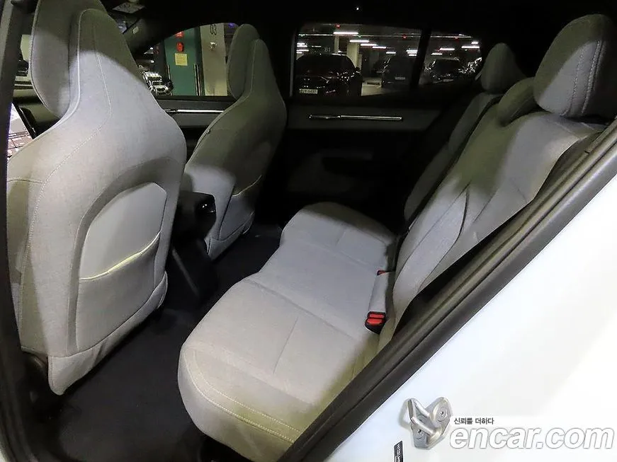 Volvo EX30 2025 из KR, фото 7