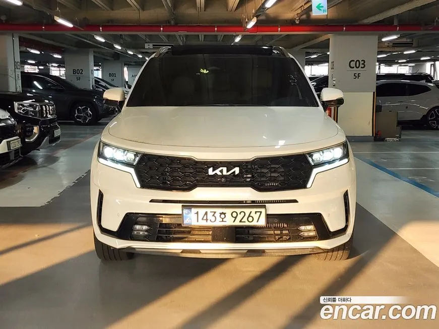 Kia Sorento — фото 1
