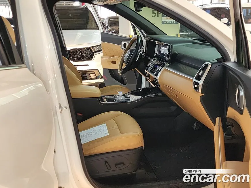 Kia Sorento — фото 10