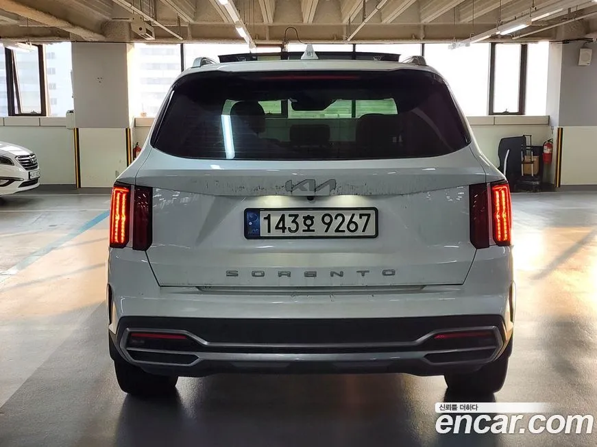 Kia Sorento — фото 5