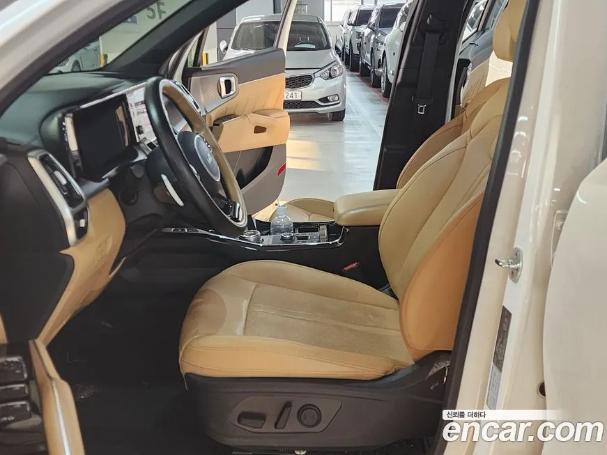 Kia Sorento — фото 8