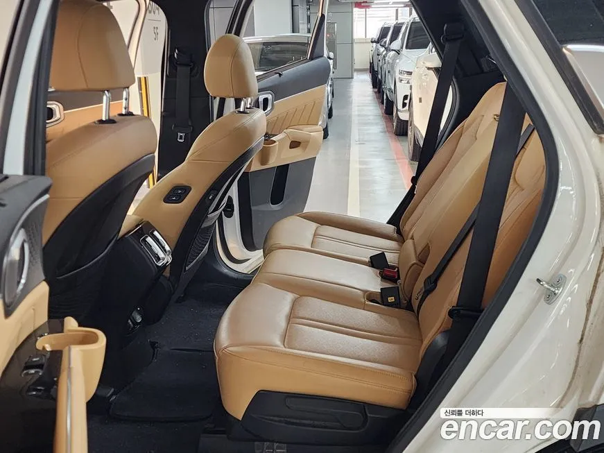 Kia Sorento — фото 9
