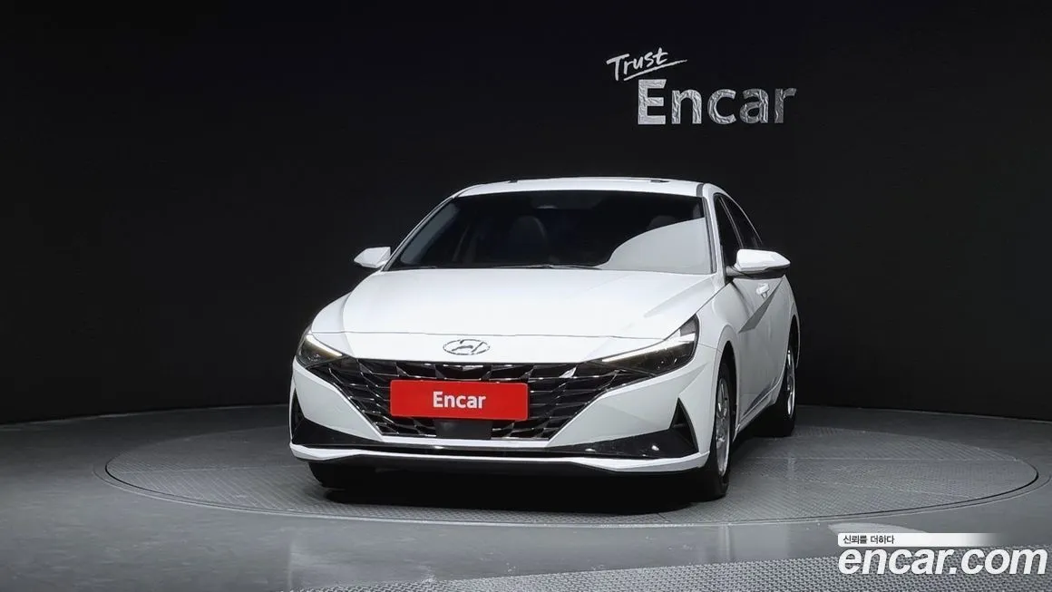 Hyundai AVANTE — фото 3