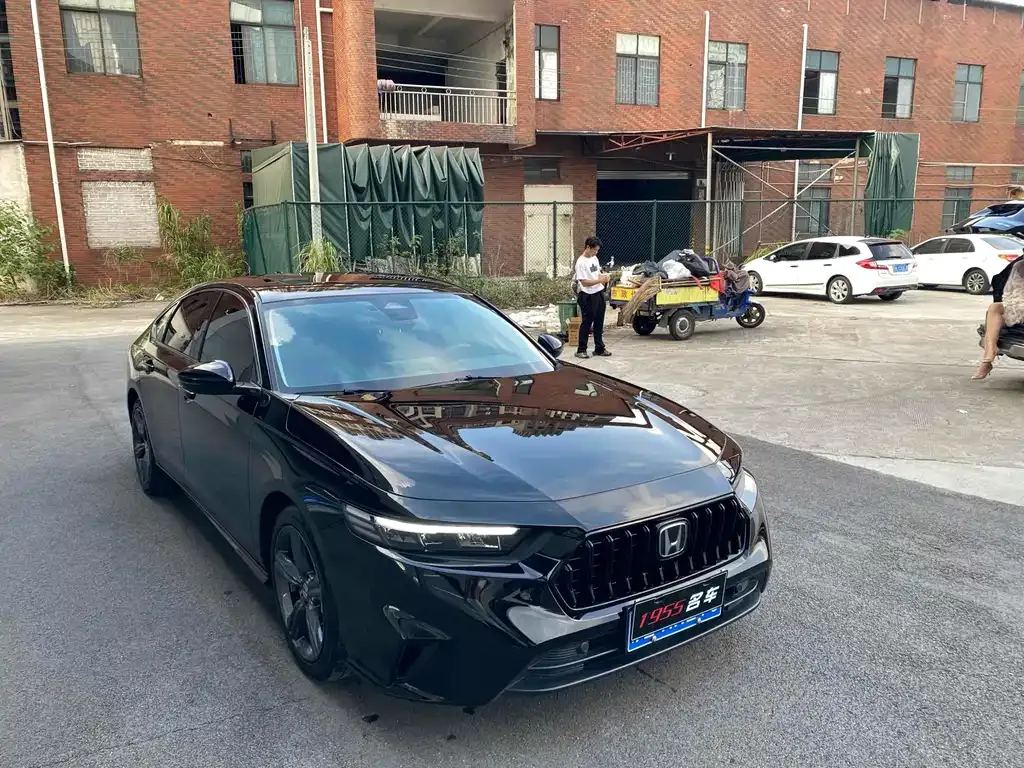 Honda Inspire 2023 из CN, фото 3