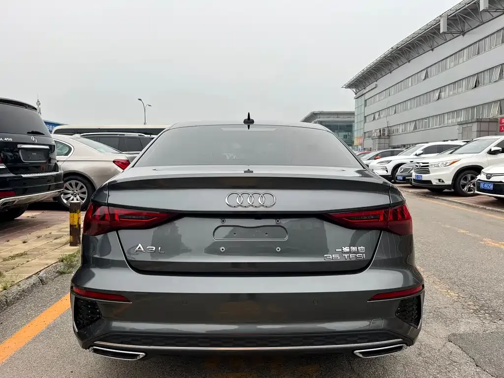 Audi A3 2023 из CN, фото 5