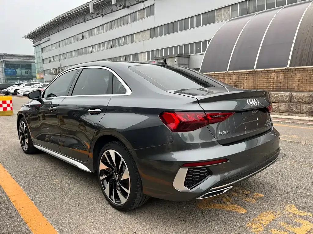 Audi A3 2023 из CN, фото 6
