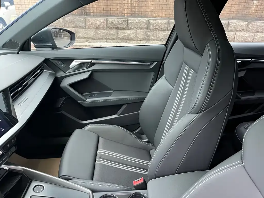 Audi A3 2023 из CN, фото 9