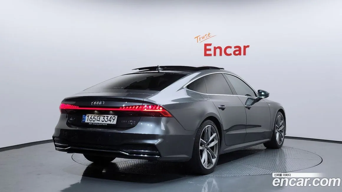 Audi A7 — фото 2