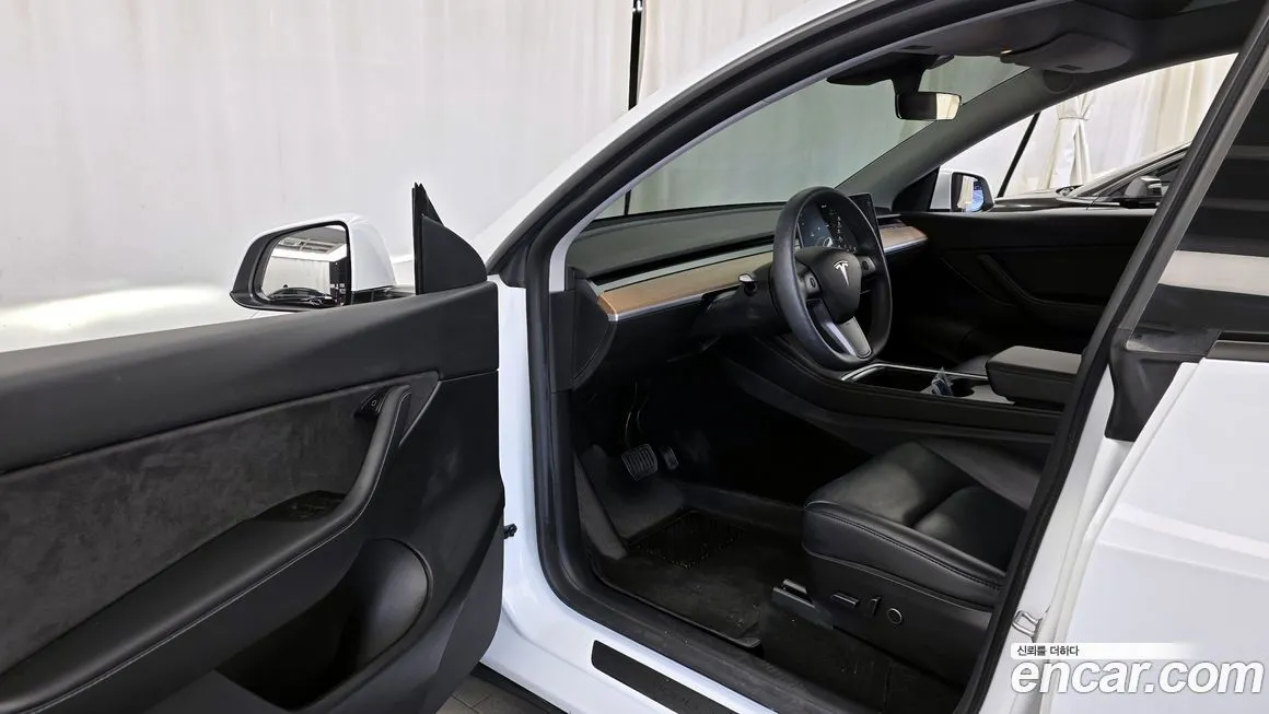 Tesla Model Y 2021 из KR, фото 10