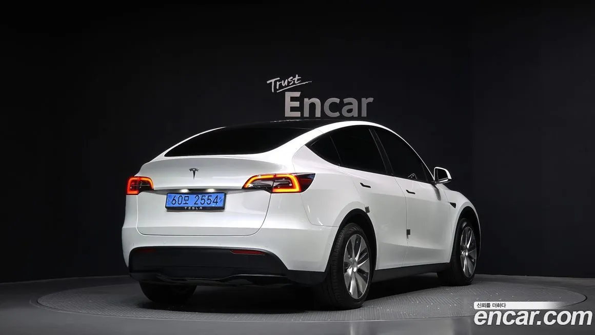 Tesla Model Y 2021 из KR, фото 2