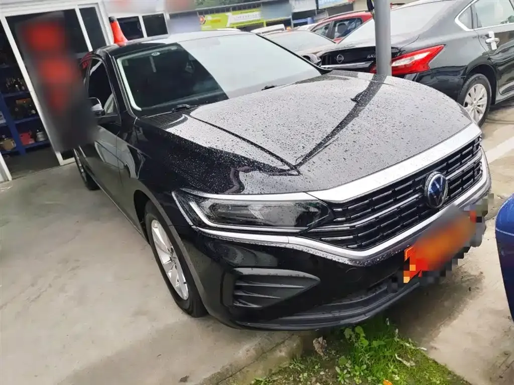 Volkswagen Passat 2023 из CN, фото 4