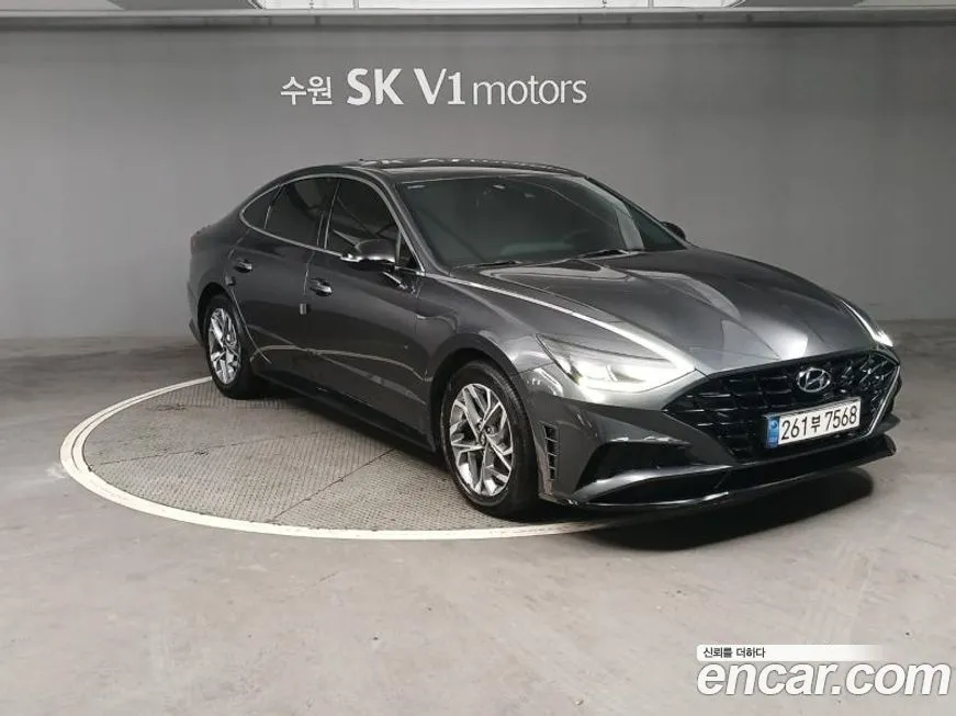 Hyundai Sonata — фото 1