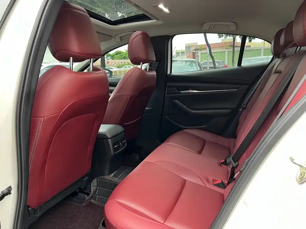 [object Object] 3 Axela 2024 из CN, фото 6