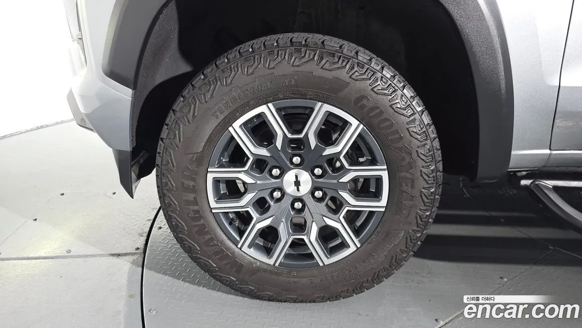 Chevrolet (GM Daewoo) Colorado 2024 из KR, фото 5