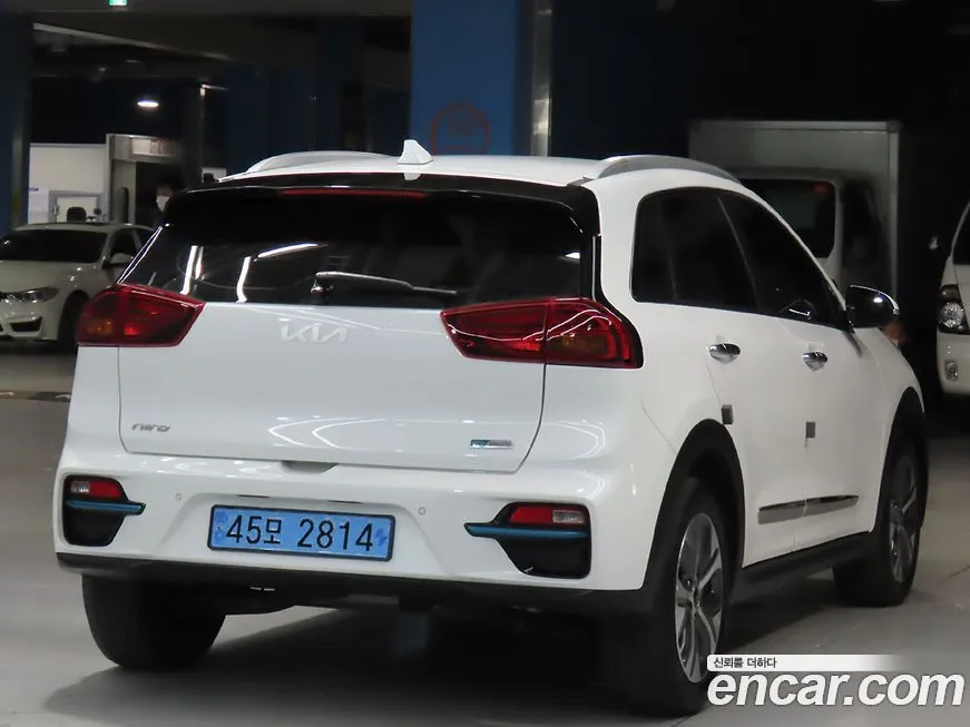Kia Niro — фото 4