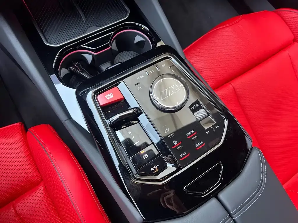 BMW M5 New Energy 2025 из CN, фото 3