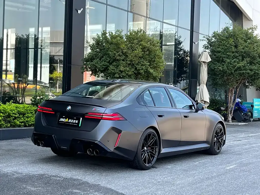 BMW M5 New Energy 2025 из CN, фото 9