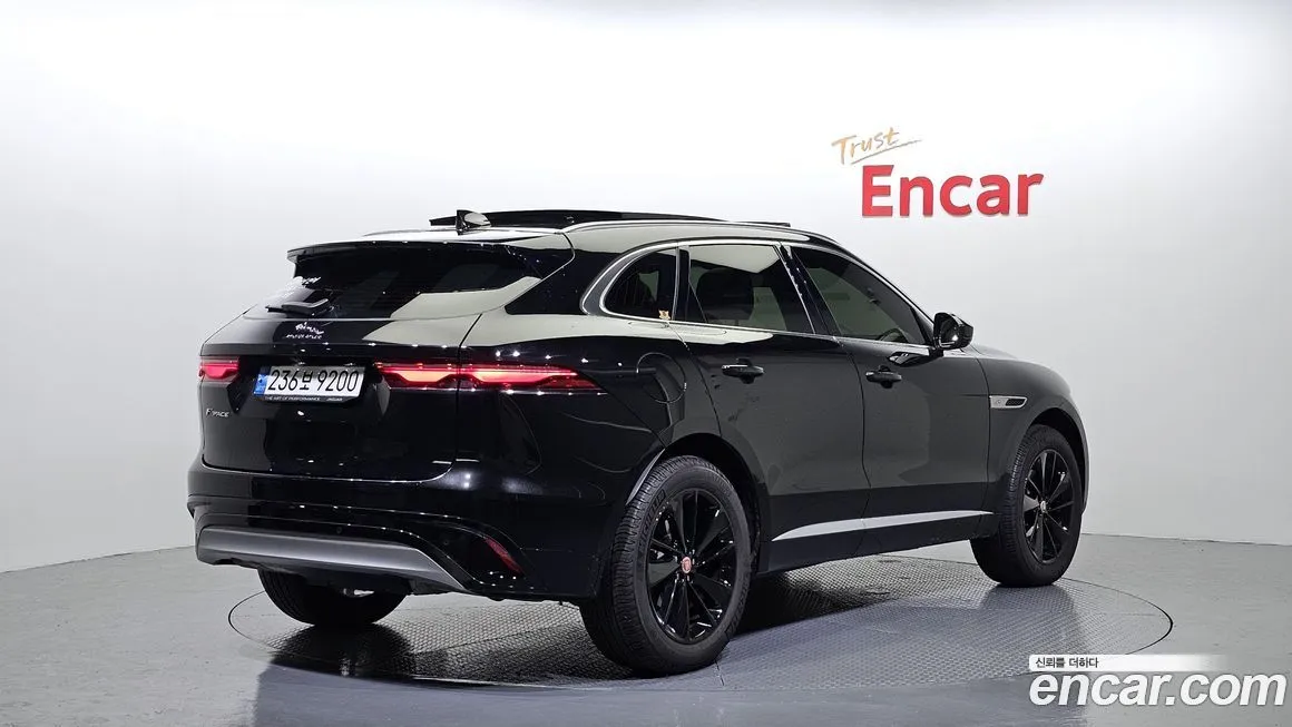 Jaguar F-PACE 2022 из KR, фото 2