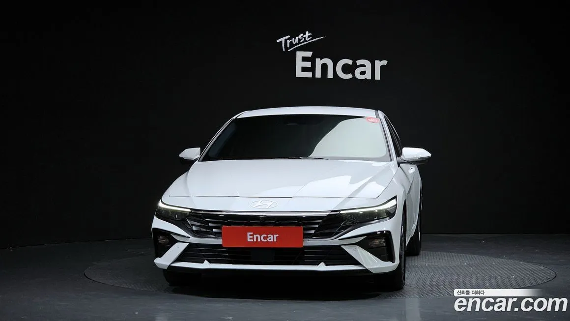 Hyundai AVANTE — фото 3