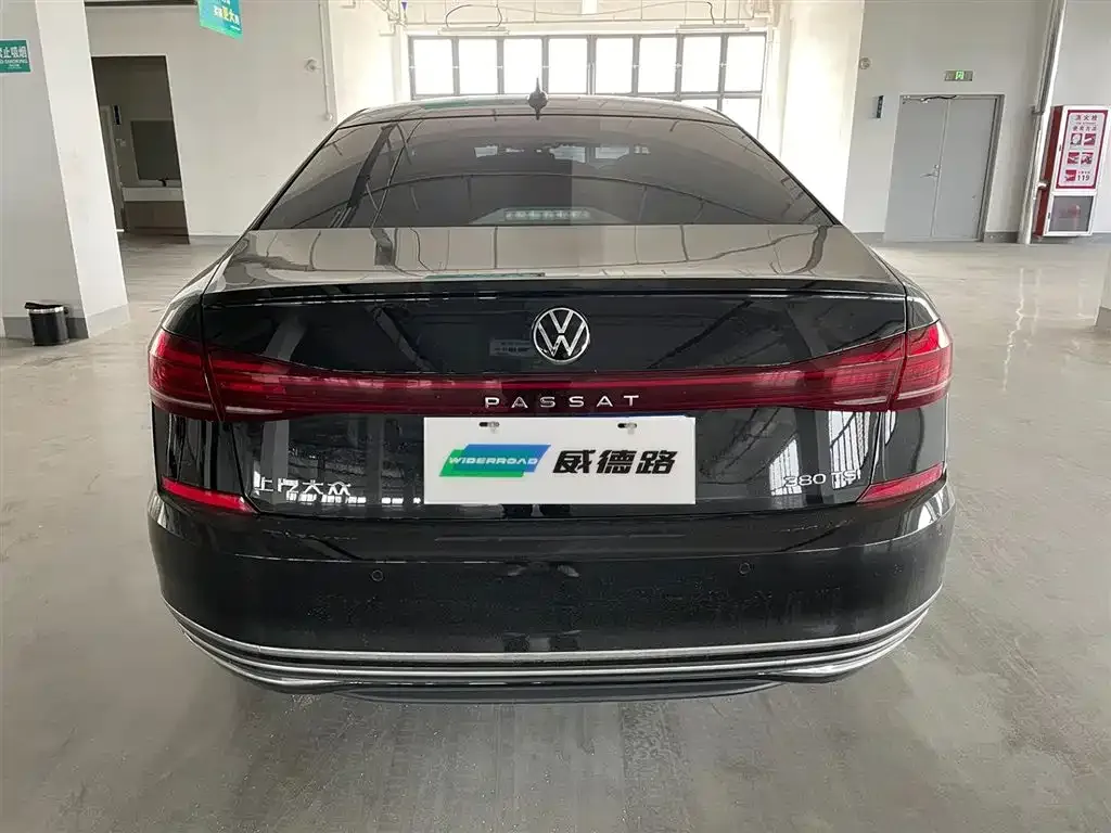 Volkswagen Passat 2024 из CN, фото 5