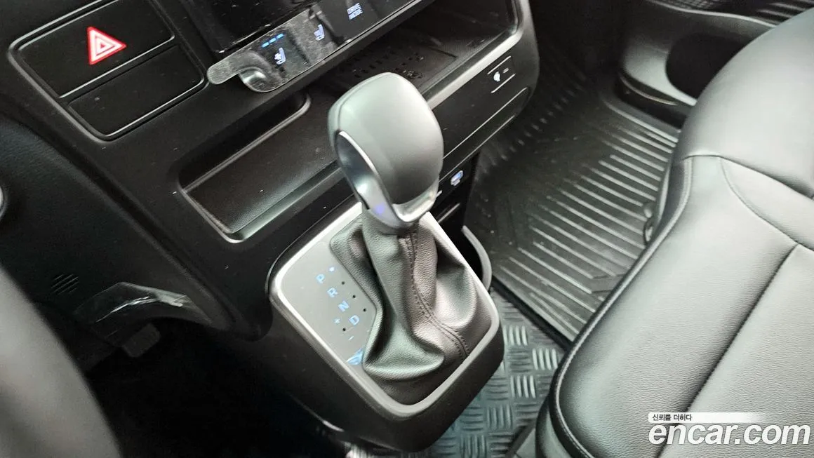 Hyundai Staria — фото 9