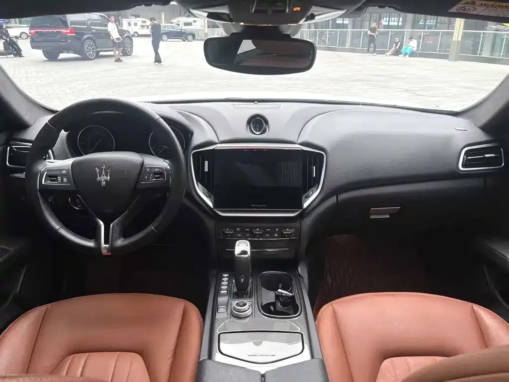 Maserati Ghibli — фото 7
